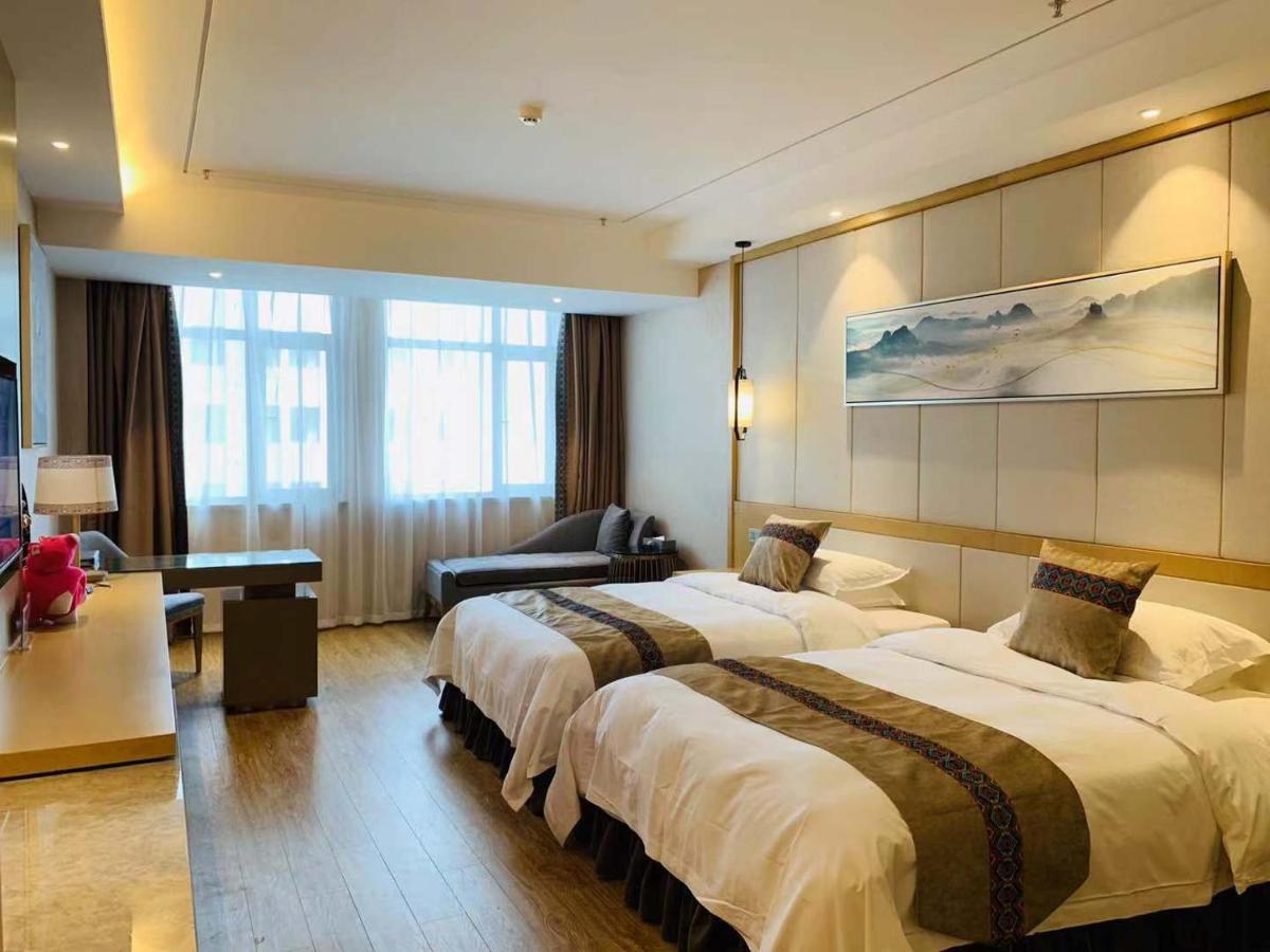 Hotel Ramada Plaza By Wyndham Enshi Zewnętrze zdjęcie