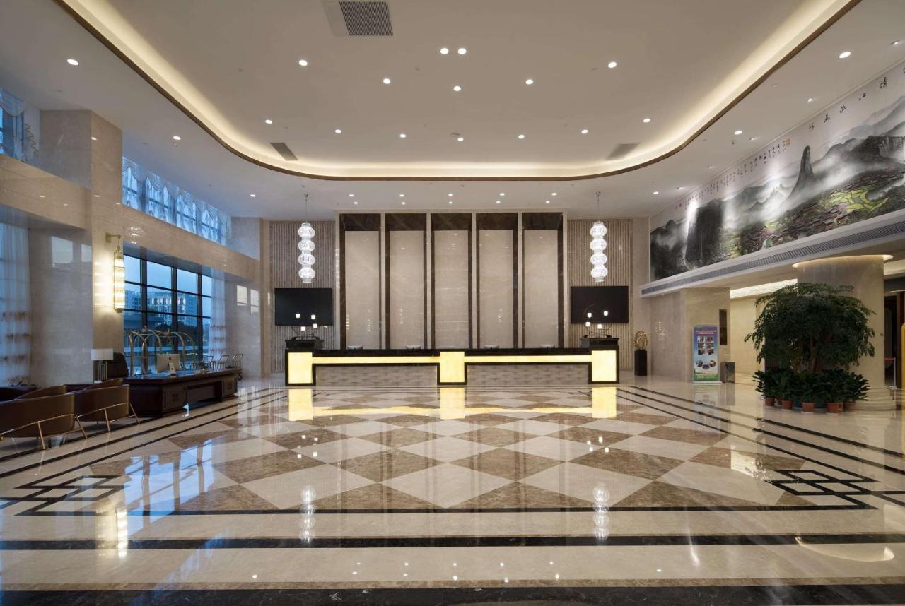 Hotel Ramada Plaza By Wyndham Enshi Zewnętrze zdjęcie